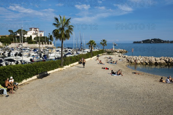 Beach, Plage des Fourmis, Beaulieu, Saint-Jean-Cap-Ferrat, Cap Ferrat, Alpes Maritimes, Provence
