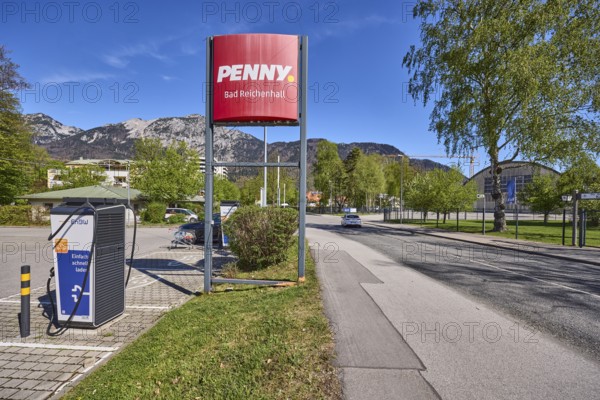 PENNY Markt GmbH, discounter, advertising sign, charging station for e-cars, car park, general
