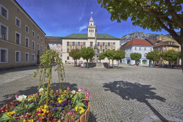 Square, cobblestones, trees, general development, Wittelsbacherbrunnen, fountain, historic town