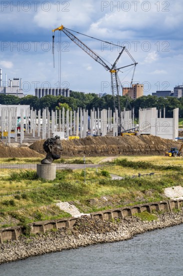 Construction of a new logistics hall on the Mercatroinsel, Hall 2, next to an existing hall, approx