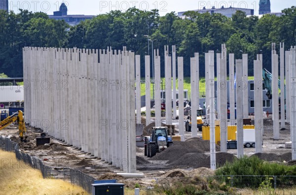 Construction of a new logistics hall on the Mercatroinsel, Hall 2, next to an existing hall, approx