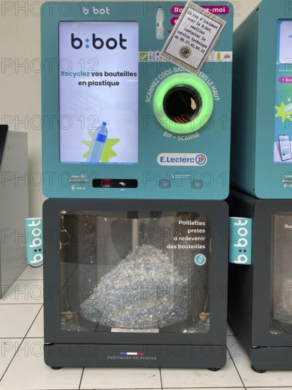 B:Bot Recycling, recycling machine, recycling machine for plastic bottles, plastic waste, by E