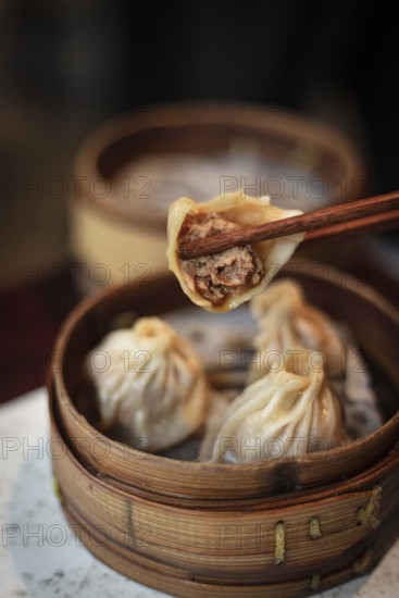 Restaurant Nan Jing Da Pai Dang (Nanjing Food Stall), Duck Dumplings (Jian Wang Kao Ya Bao), one of