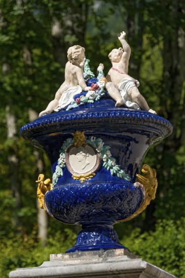 Vase with putti, ornamental vessel made of glazed ceramic in the Rococo style, west parterre,