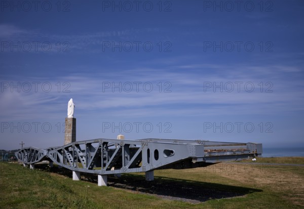 Metal road section, bridge, to connect the pontoons, Mulberry B Harbour, Mulberry Harbour, Port