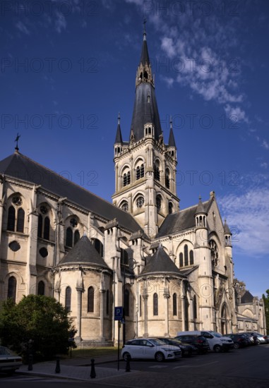 Cathedral Église Notre-Dame, Épernay, Champagne, Marne, France
