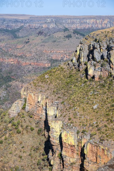 Cliffs at the gorge of the Blyde River, Lowveld Viewpoint, in the evening light, canyon landscape,