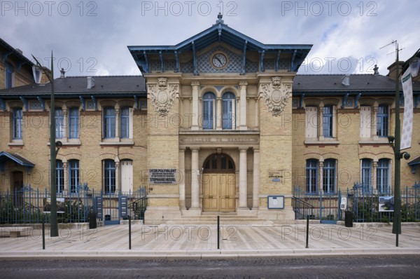 School, Lycée Polyvalent des Métiers Stépane Hessel, College des Garçons, Avenue de Champagne,