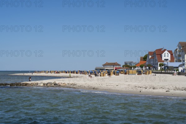 Beach chairs on sandy beach, building, Laboe, Baltic seaside resort, fjord, Baltic Sea, North