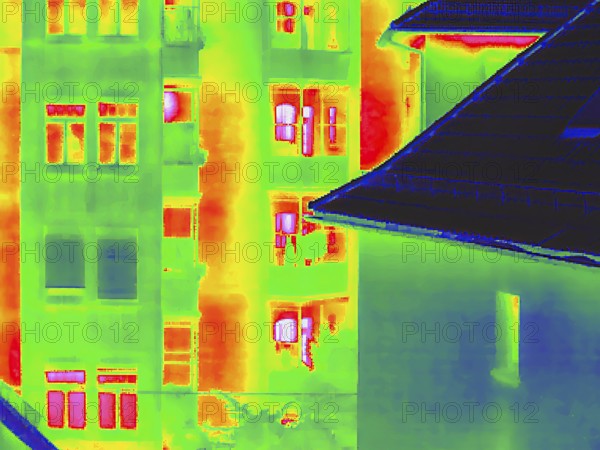 Thermal image or thermography, symbol photo, interpolated. Residential building. Stuttgart,