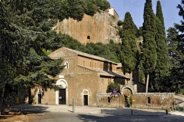 Romanesque basilica, Basilica di Sant'Elia, 8th to 9th century, Benedictine abbey, steep tufa rock
