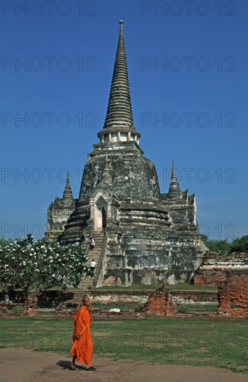 Monk, Chedi at Wat Phra Si Sanphet, Ayutthaya, Thailand, December 2002, vintage, retro, old,