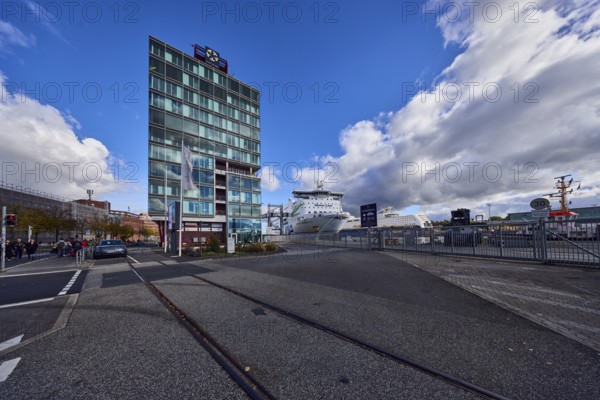 Hafenhaus, Nagel Architekten Kiel, commercial building, high-rise building, modern architecture,