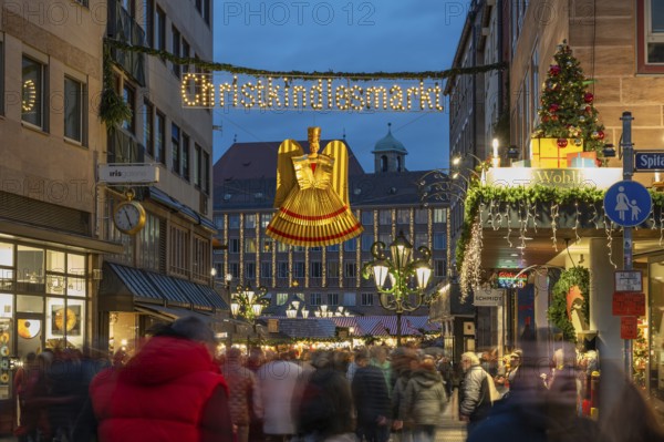 Entrance to Nuremberg Christmas Market in evening lighting, Hauptmarkt, Nuremberg, Middle
