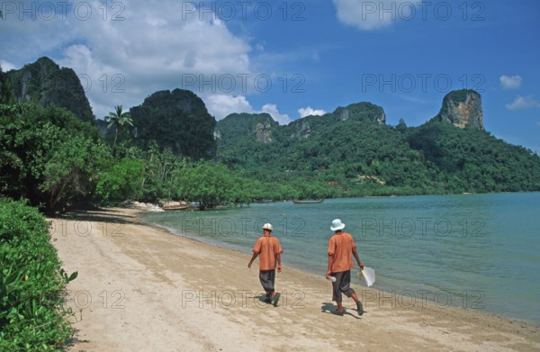 People, beach, Railay East, two years in front of the tsunami, Krabi, Thailand, December 2002,