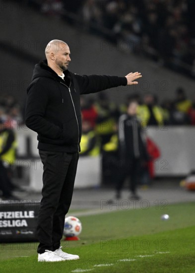 Coach coach Christian Ilzer TSG 1899 Hoffenheim on the sidelines gesture gesture MHParena, MHP