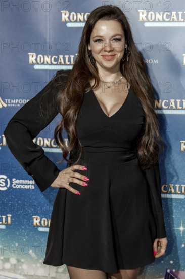 Anne Wünsche at the premiere of the 21st Original Roncalli Christmas Circus Berlin at Berlin's