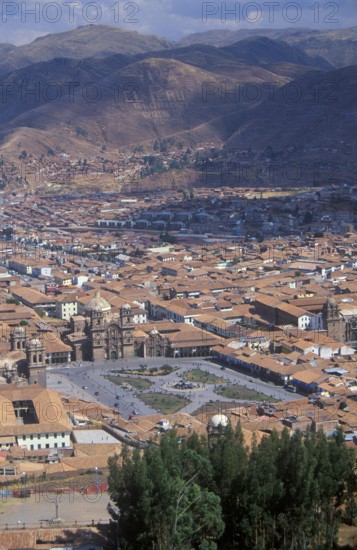 View of the Andean city of Cusco from Saysayhuaman fortress, Andean highlands, Peru, South America,
