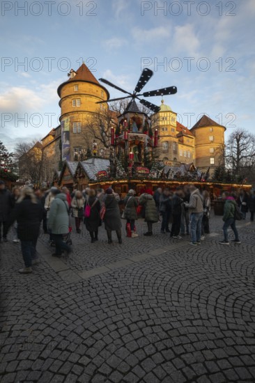 The Stuttgart Christmas Market with its magnificent Christmas pyramid and the Old Palace in the