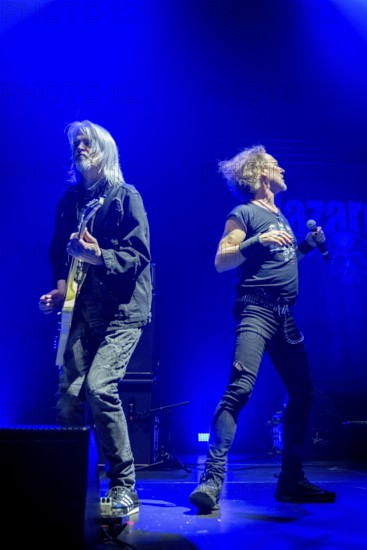 Jimmy Murrison and Carl Sentance, from left to right, NAZARETH, hard rock band, UK, Bending The