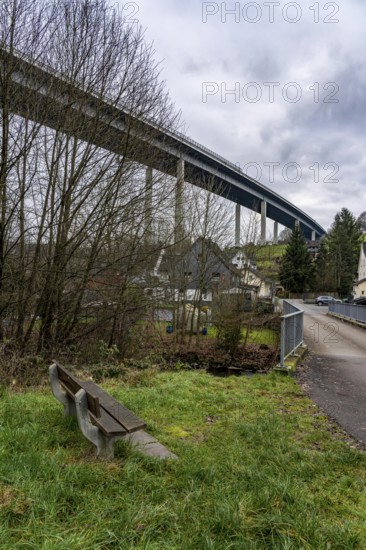 The Wiehl Valley Bridge, A4 motorway, the motorway bridge is considered extremely dilapidated,