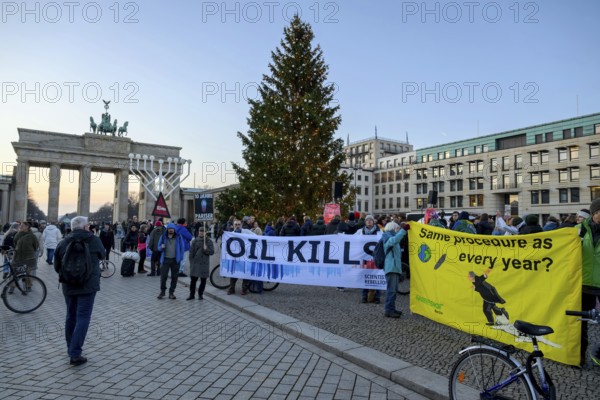 Scientists Rebellion at Fridays for Future rally on 10 years of Paris Agreement and 7 years of