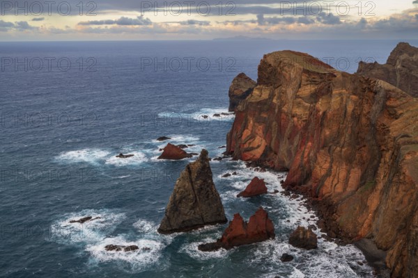 Volcanic peninsula, Ponta de São Lourenço, Ponta de Sao Lourenco, rocky coast, Punta de San