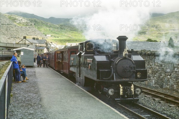 Earl of Merioneth, Double Fairlie articulated steam locomotive train engine, Ffestiniog Railway,