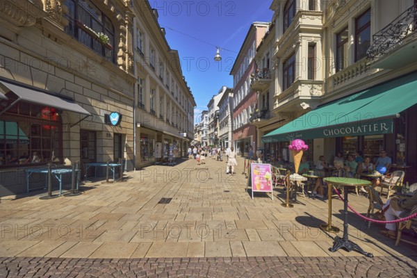 Pedestrian zone, general architecture, residential and commercial buildings, shops, shopping,