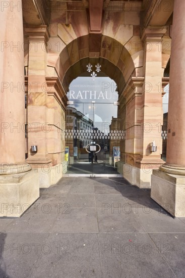 Town hall, entrance, door, round arches, columns, neo-Renaissance style, architect Georg von