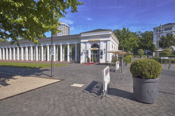 Casino, colonnades, architect Heinrich Jakob Zengerle, historic building, planter with boxwood