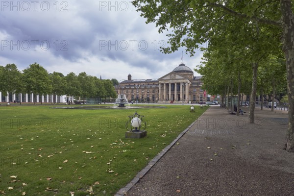 Casino, spa hotel, fountain, green spaces, trees, Platanus × acerifolia (Platanus ×hispanica),