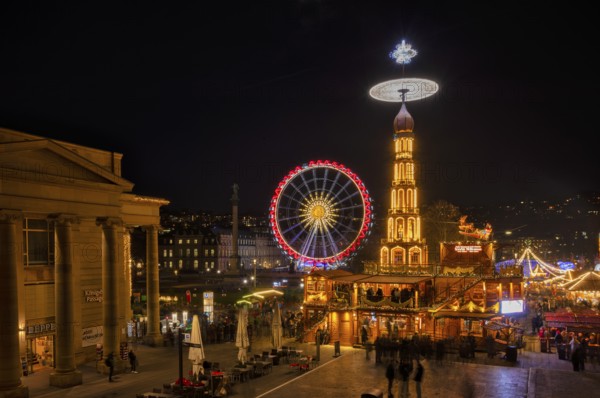 Night view, Christmas market with Christmas pyramid, Ferris wheel, New Palace, Schlossplatz,