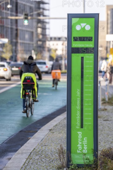 Bicycle barometer on Karl-Marx-Allee in Berlin, the number of bicycles passing by the counting