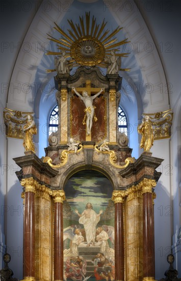 Interior view, choir, altar, main evangelical church of St. Michaelis, Michel for short, Free and