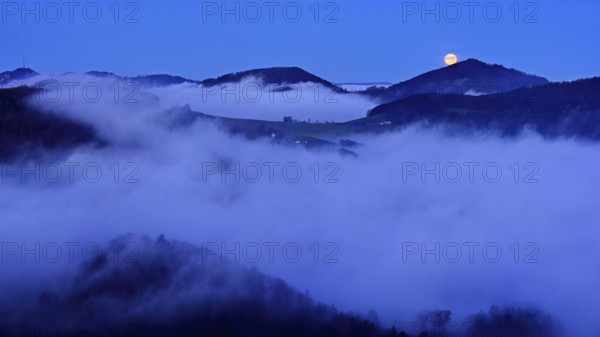 View from the Gisliflue of the Jurassic foothills covered in fog from the left, Wasserfluh,