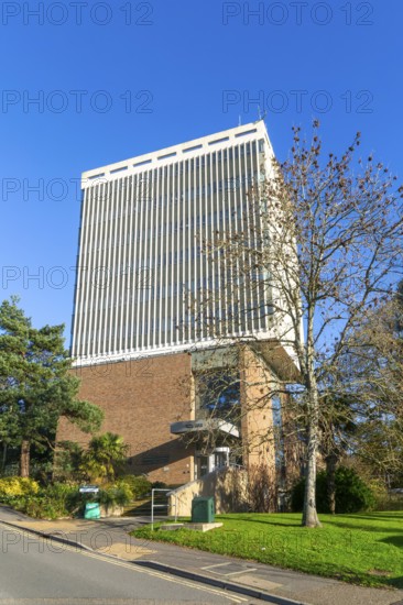 The Physics building, Streatham Campus, University of Exeter, Exeter, Devon, England, UK architect