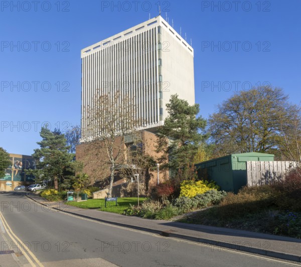 The Physics building, Streatham Campus, University of Exeter, Exeter, Devon, England, UK architect