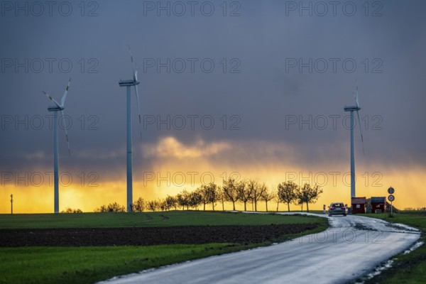 Königshovener Höhe onshore wind farm, on the A44 motorway near Bedburg, in front of the Jackerath