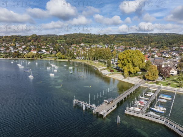 Aerial view of the village of Wangen on the Höri peninsula with boat moorings and jetty on the
