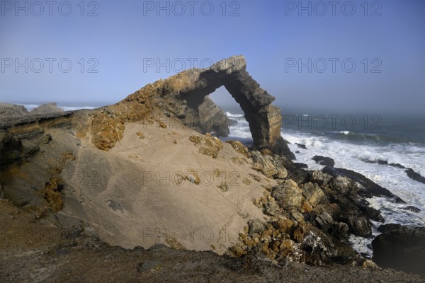 Arch rock, 55 metre high limestone arch, restricted diamond area, near Lüderitz, Karas region,