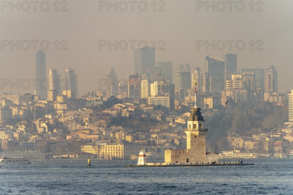 The Maiden Tower lighthouse, Leander Tower or Maiden Tower in front of the skyline of Istanbul,