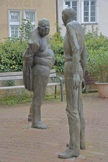 Sculpture Confrontation by Karl-Henning Seemann 1979, two bronze sculptures, modern art, male