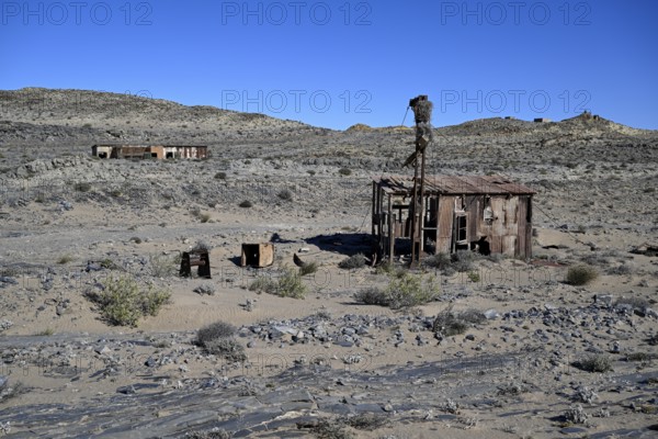 Ruinen der ehemaligen Diamantenstadt Pomona in der Wüste, Diamentensperrgebiet, bei Lüderitz,