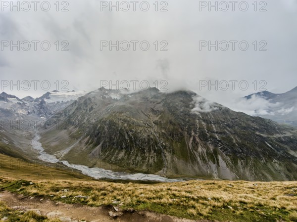 Panoramic view from the Hohe Mut over the Mutsattel and the Rotmoostal to the Gurglkamm in the