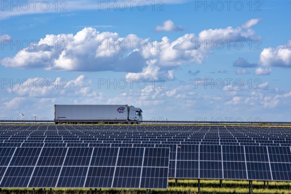 86, 5 MW peak ground-mounted photovoltaic systems, by RWE, with over 141, 000 solar modules, on a