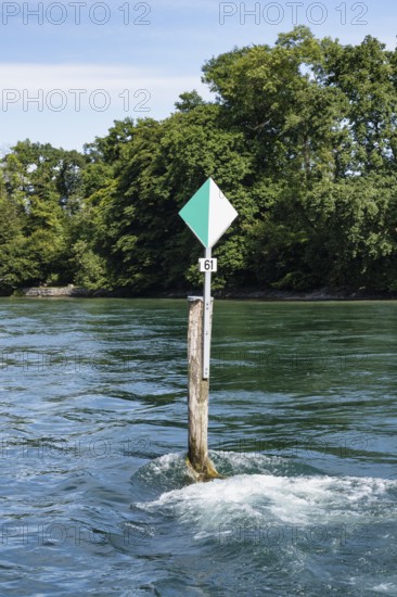 Schifffahrtszeichen, Wiffe, sign for inland navigation, which marks the navigation channel on the
