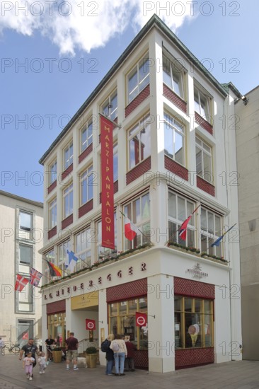 Niederegger, sale and production of Lübeck marzipan, inscription, tourism, confectionery, company,
