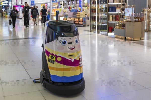 Cleaning robot, Bangkok, Thailand