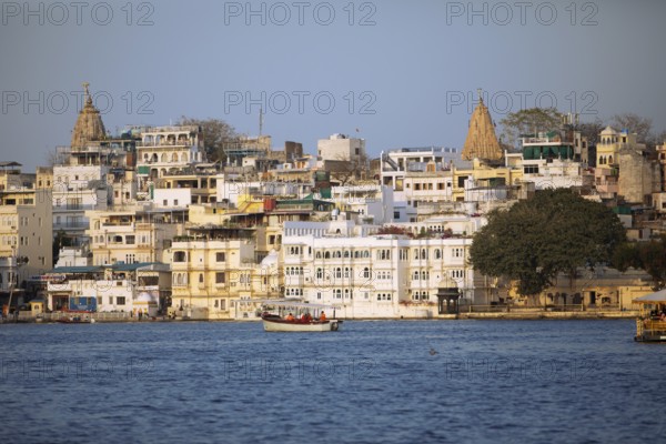 Udaipur old town on Lake Pichola, Rajasthan, India